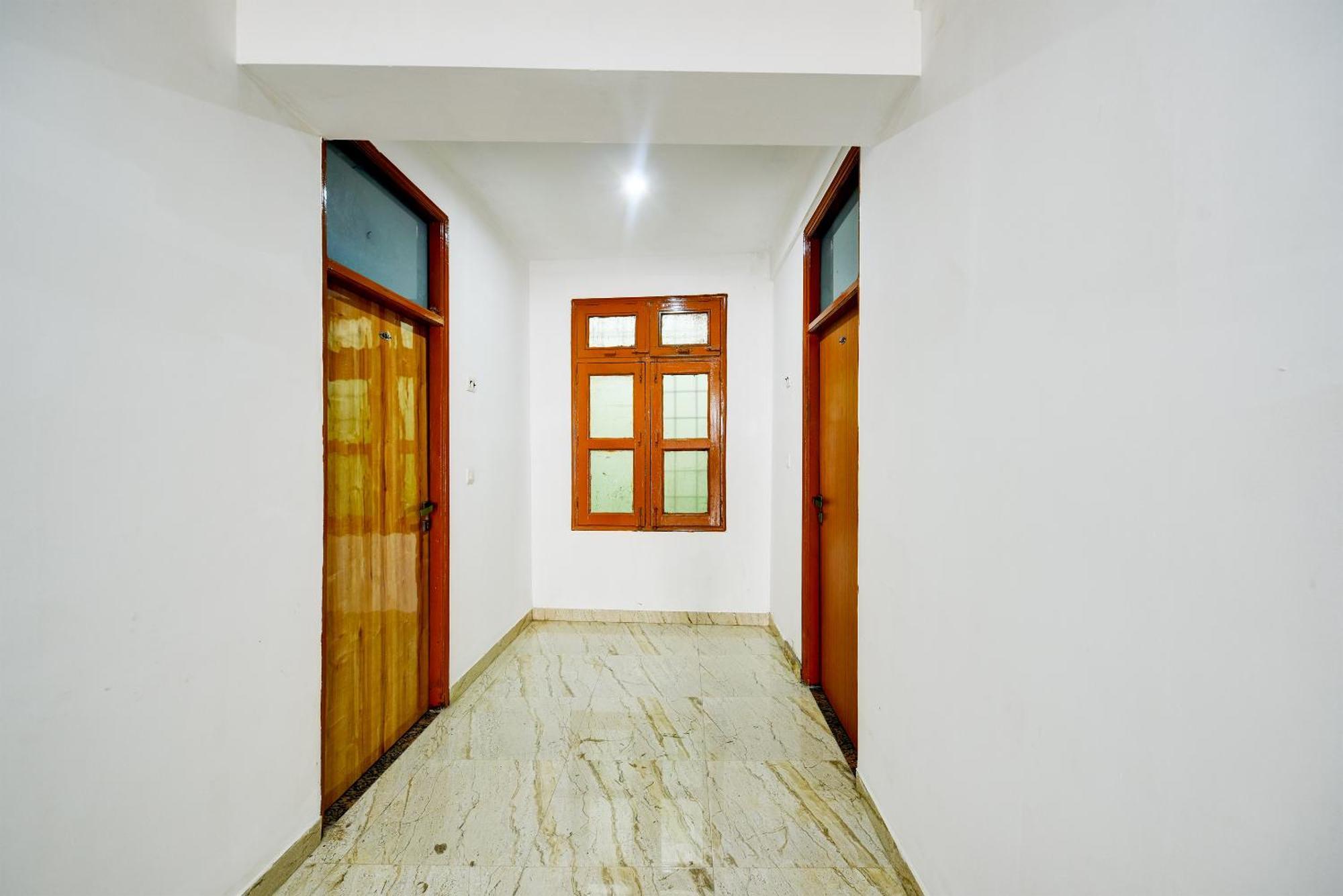 Hotel Galaxy Near Delhi Airport New Delhi Exterior photo
