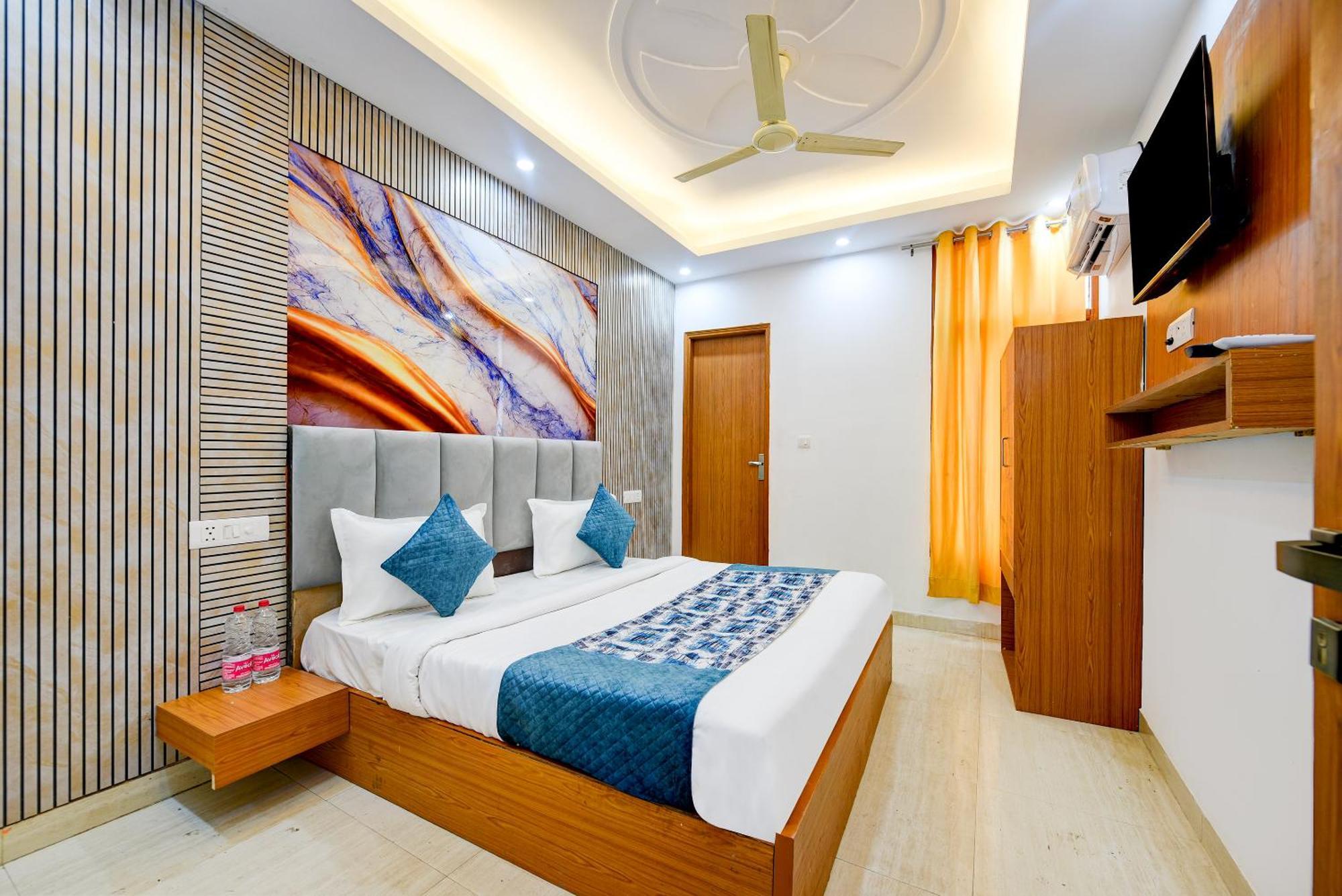 Hotel Galaxy Near Delhi Airport New Delhi Exterior photo